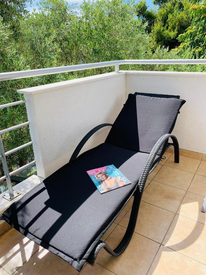 Ivana Apartment With Terrace Novalja Luaran gambar